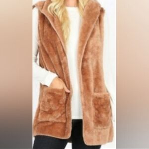Zenana Outfitters Sherpa Faux Fur Hooded Open Vest w Pockets